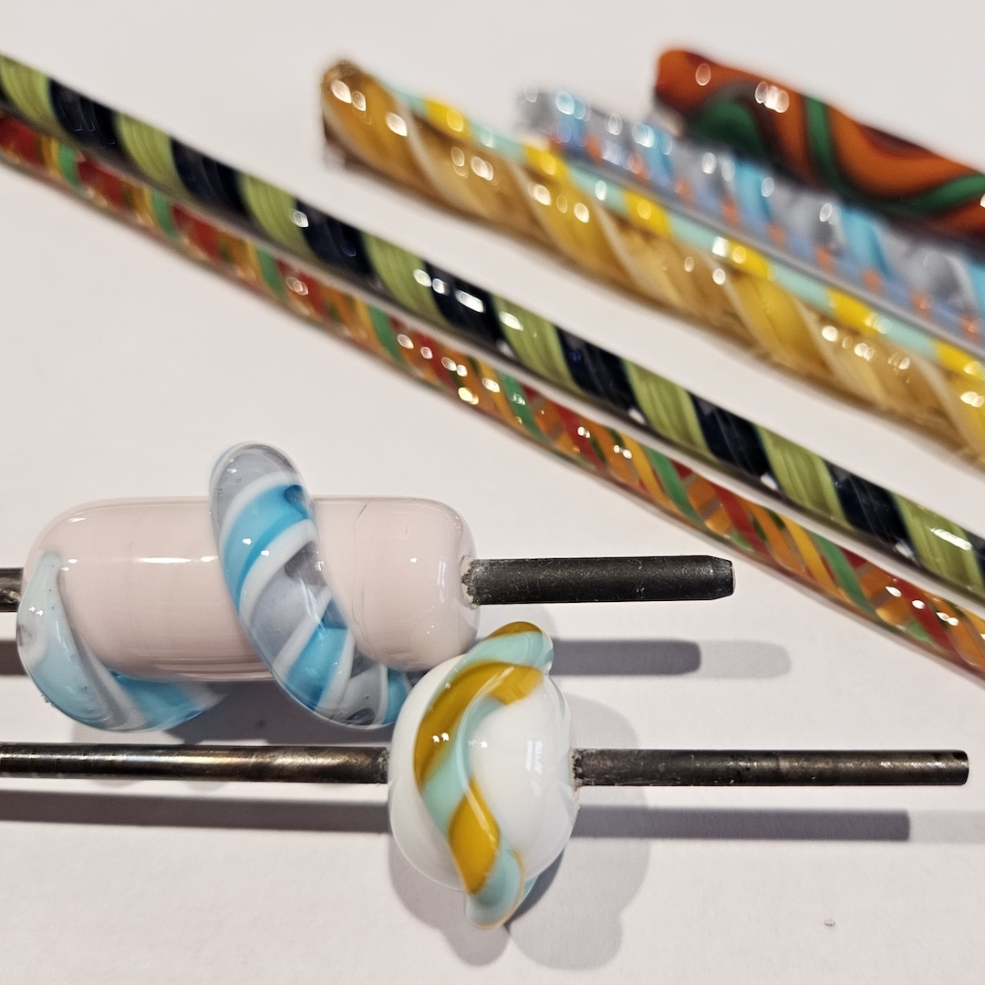 Intermediate Techniques in Soft Glass: Twisty Canes