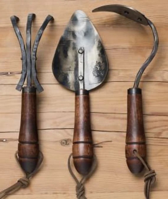Forge: Blacksmithing a Set of Gardening Tools